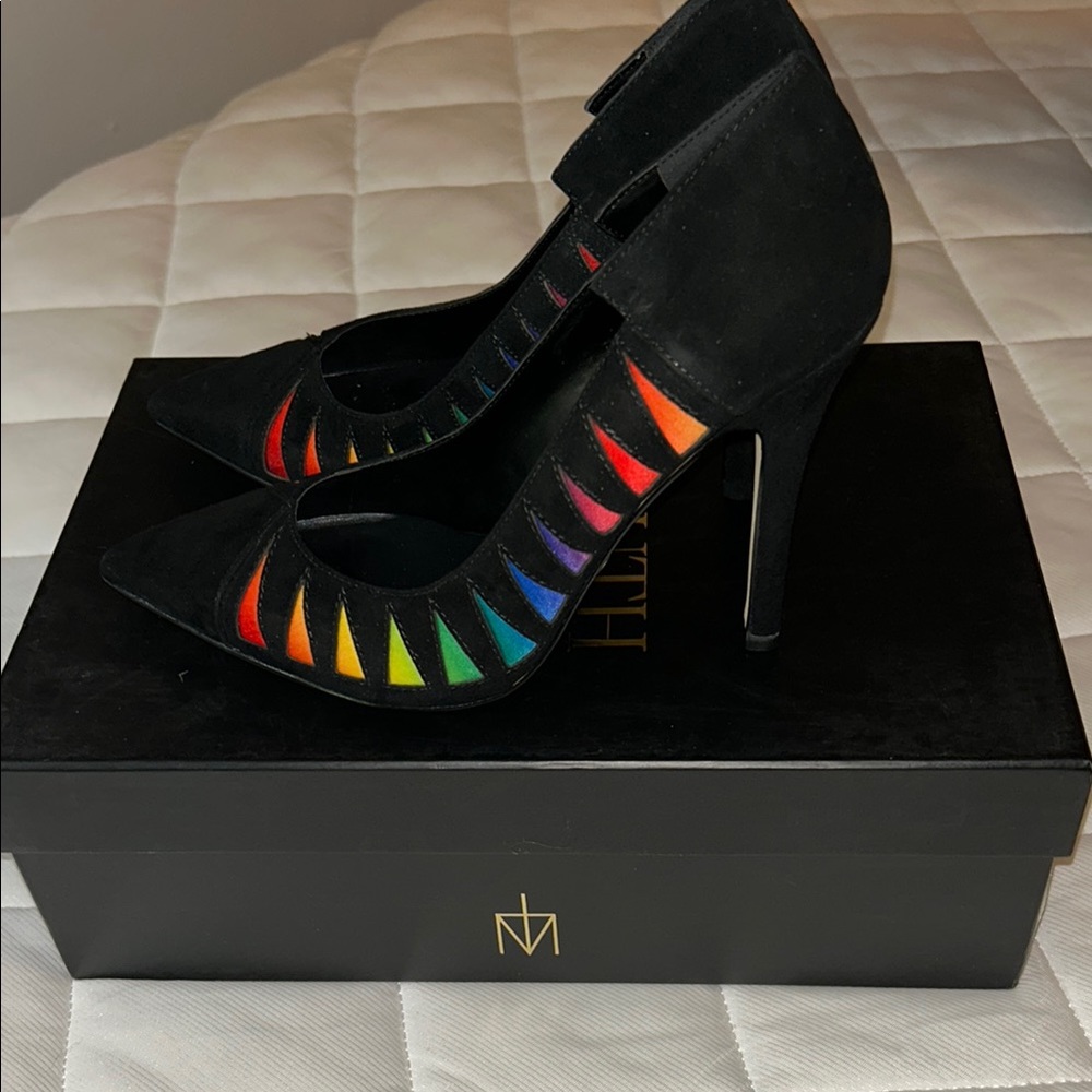 Truth or Dare by Madonna shoes - Picture 3 of 10